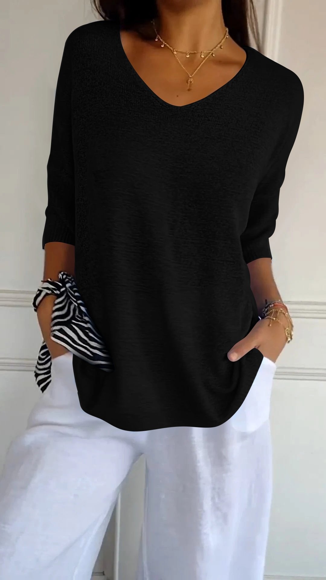 Chroma Chic™ Einfarbiges Stricktop mit V-Ausschnitt