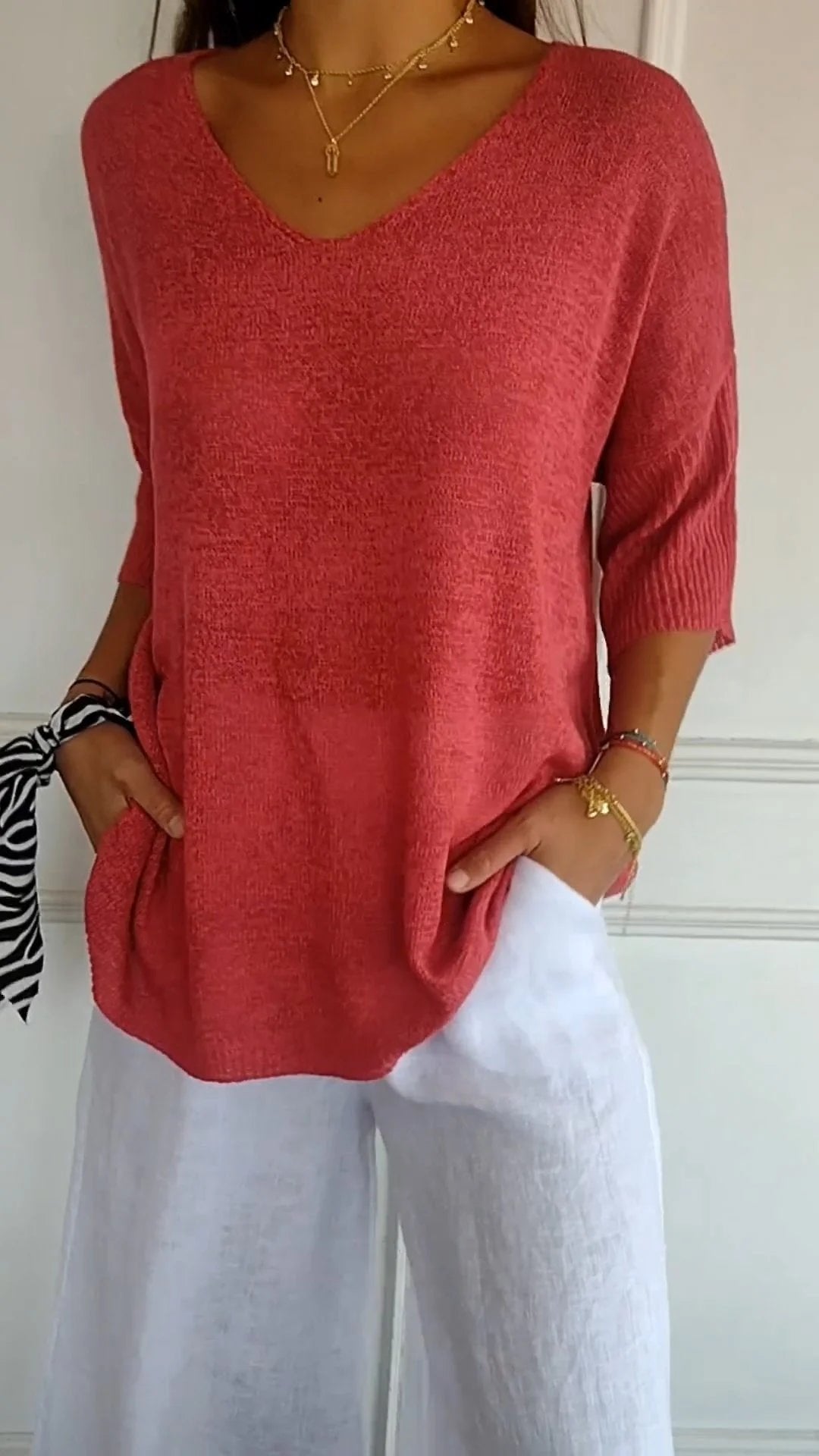 Chroma Chic™ Einfarbiges Stricktop mit V-Ausschnitt