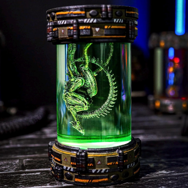 Alien Epoxy lamp Space Monster Resin Lamp Galaxy Terrarium Personalized Night Light diorama Gaming Decor Christmas Gifts for him