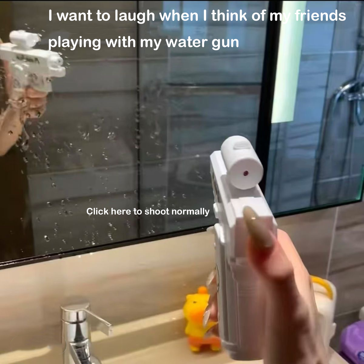 Creative double-sided reverse water spray gun